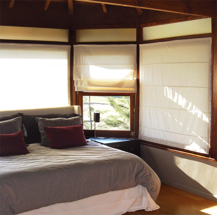 dormitorio matrimonial ventanal madera