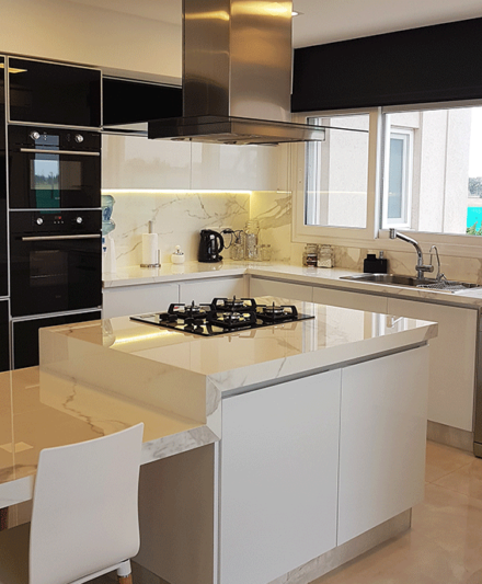 cocina interior moderna marmol isla